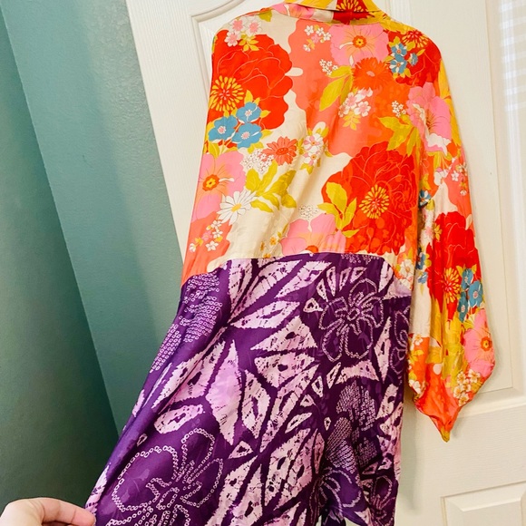 EUC Spell & the Gypsy Collective Chilli Tropicana Tyler Short Robe - Picture 12 of 16